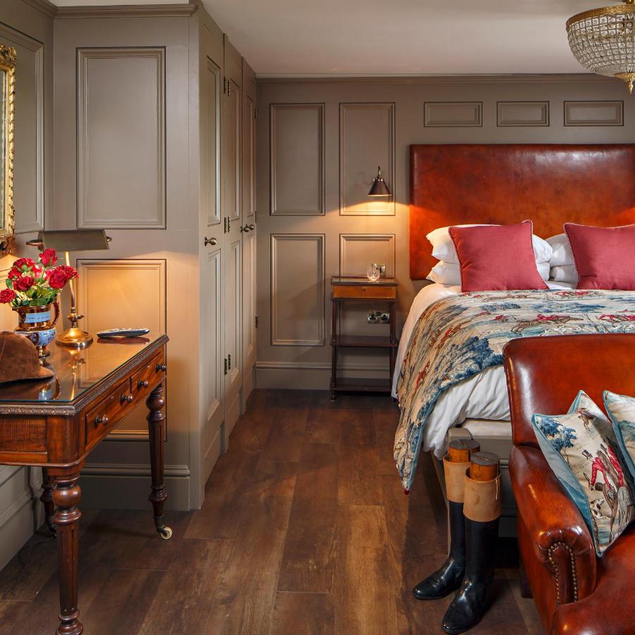 Ffolkes Arms Hotel Hillington Экстерьер фото