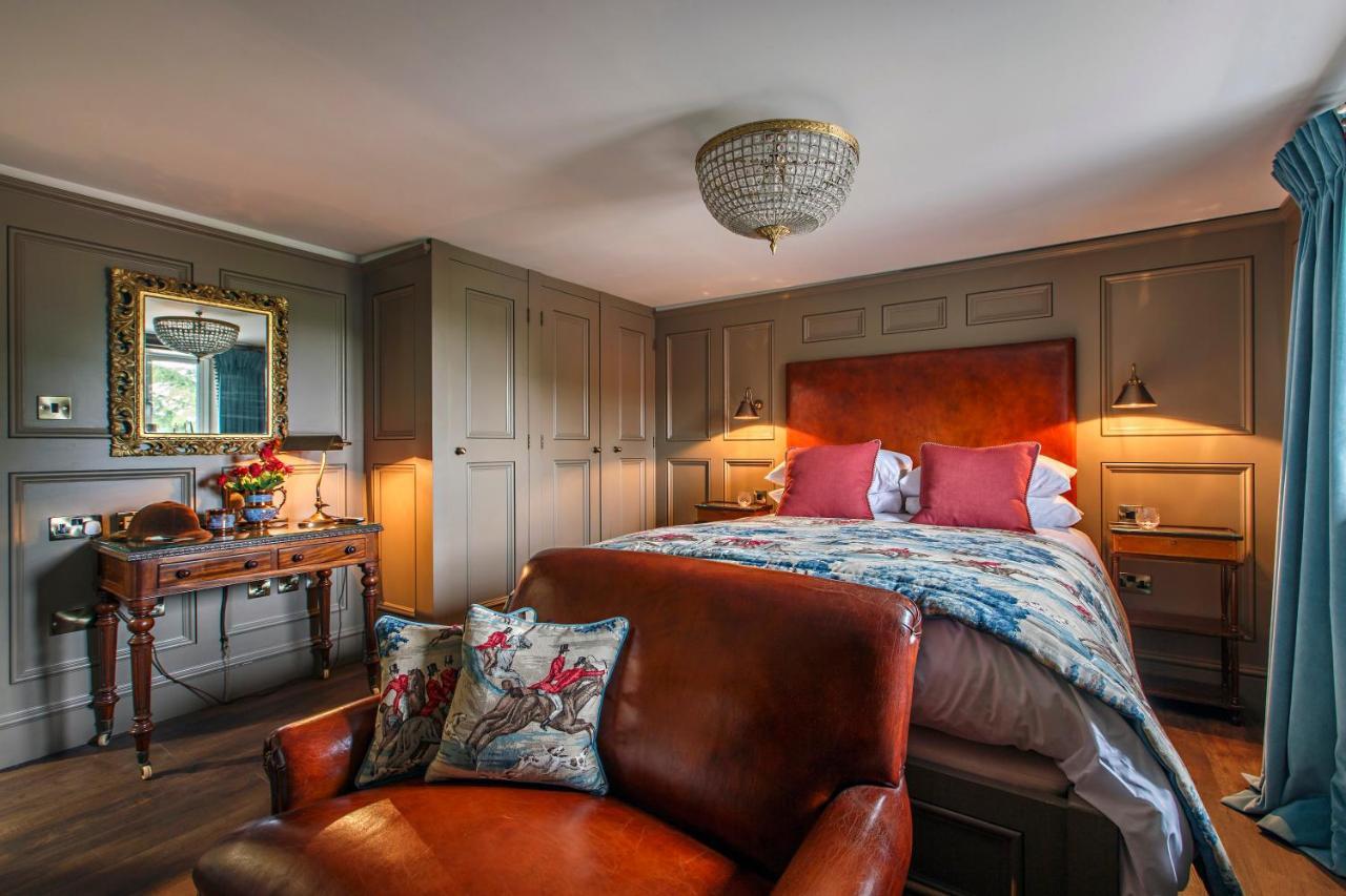 Ffolkes Arms Hotel Hillington Экстерьер фото
