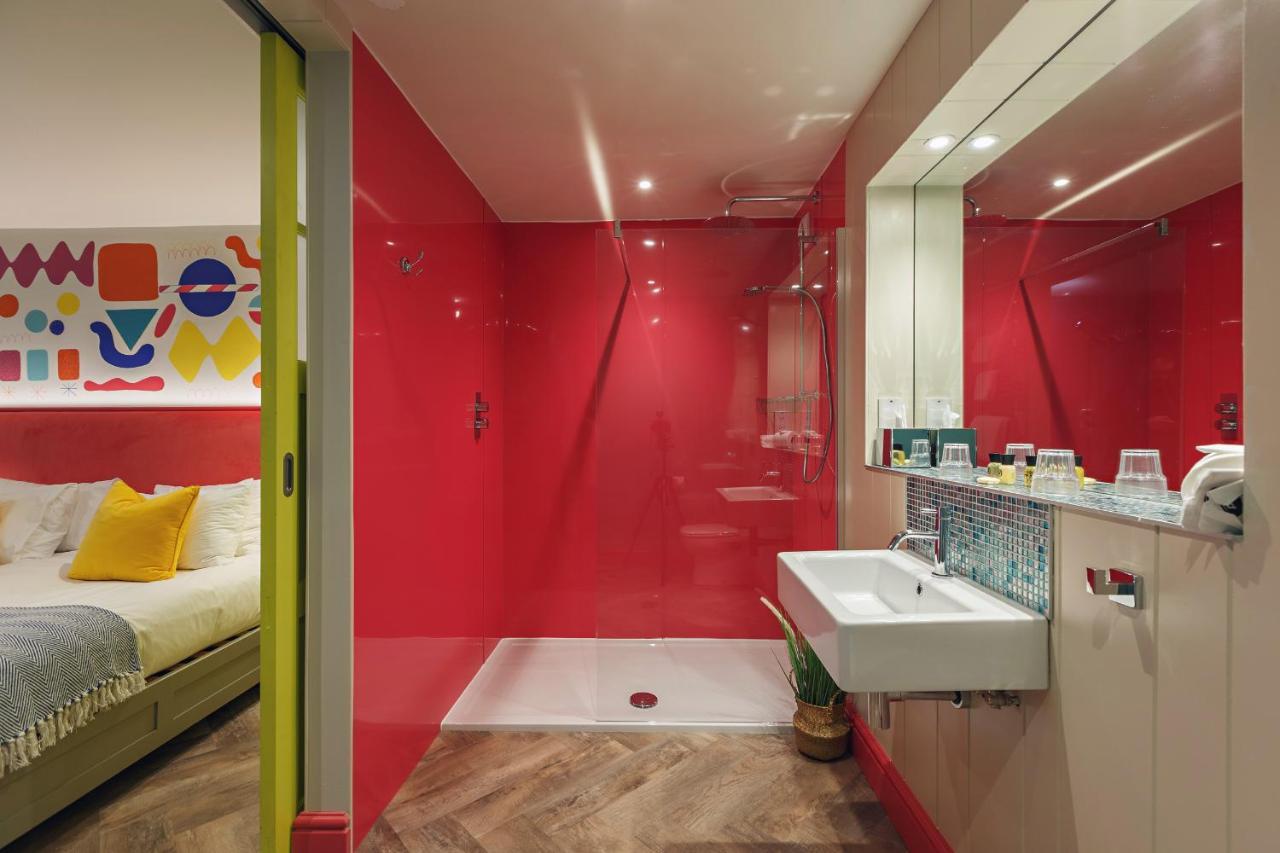 Ffolkes Arms Hotel Hillington Экстерьер фото