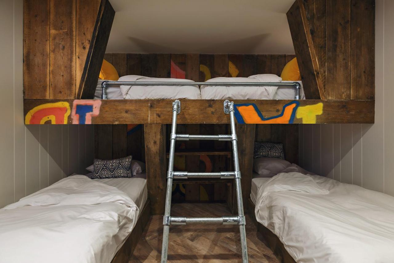 Ffolkes Arms Hotel Hillington Экстерьер фото