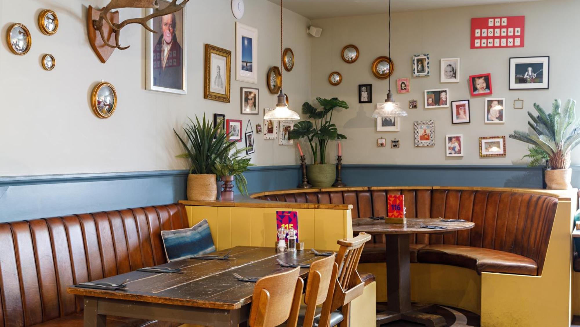 Ffolkes Arms Hotel Hillington Экстерьер фото